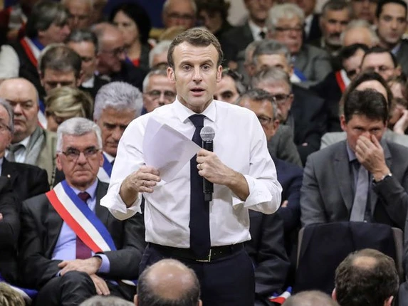 Le grand débat est un attrape-nigaud